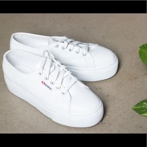 Chaussure plateforme superga